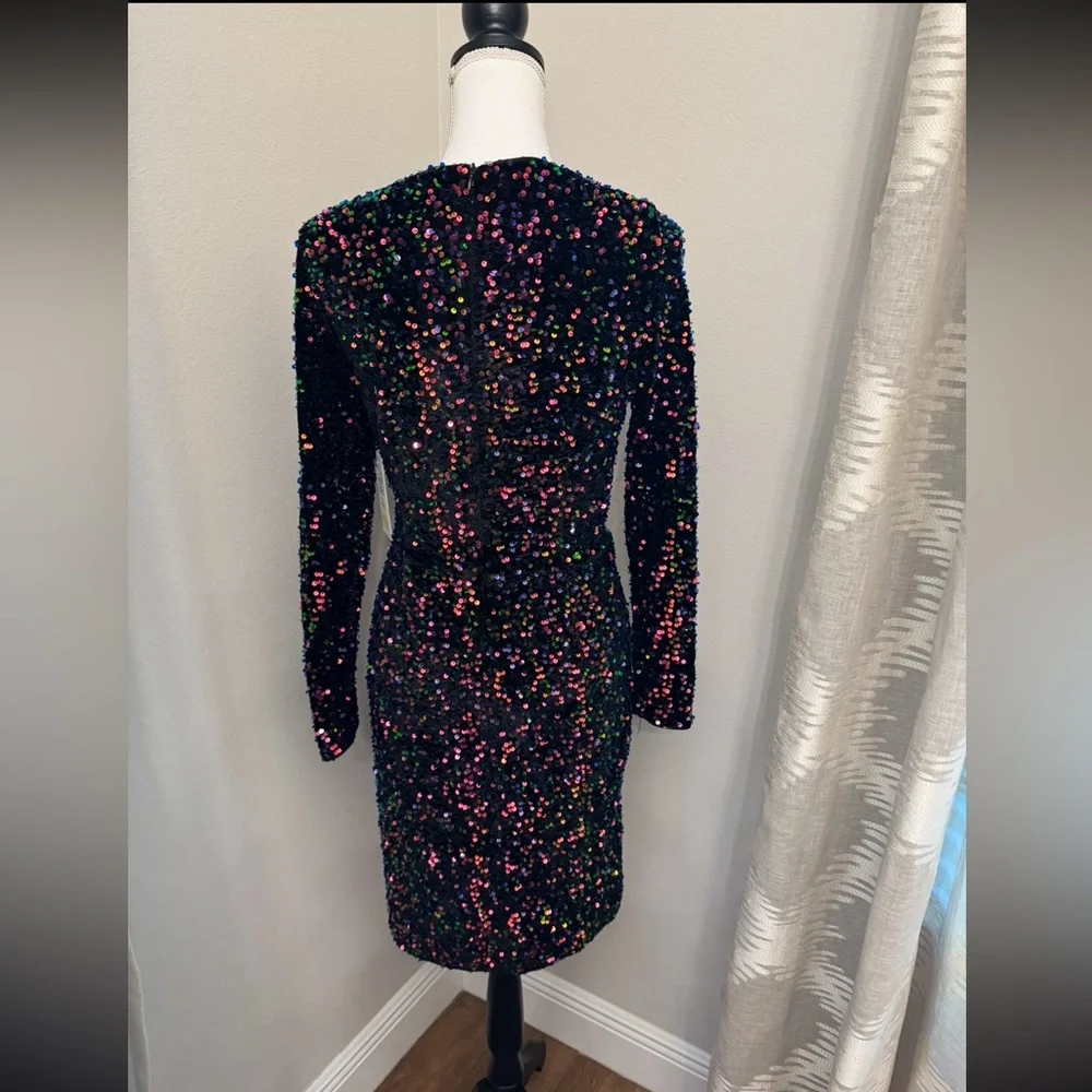 Julia Jordan Sequin Dress